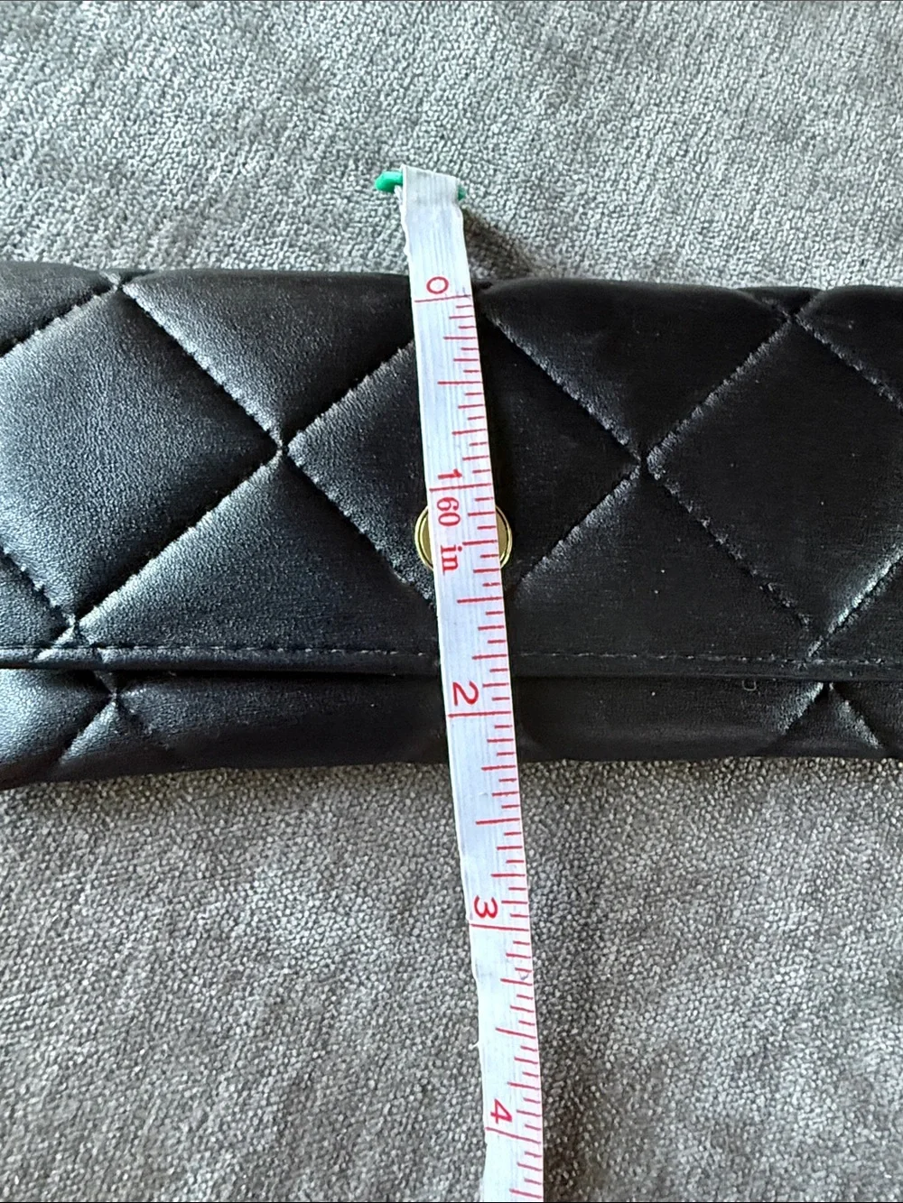 CHANEL Black Quilted Leather Wallet with Gold CC Medallion.Original Shanel - Picture 3 of 5